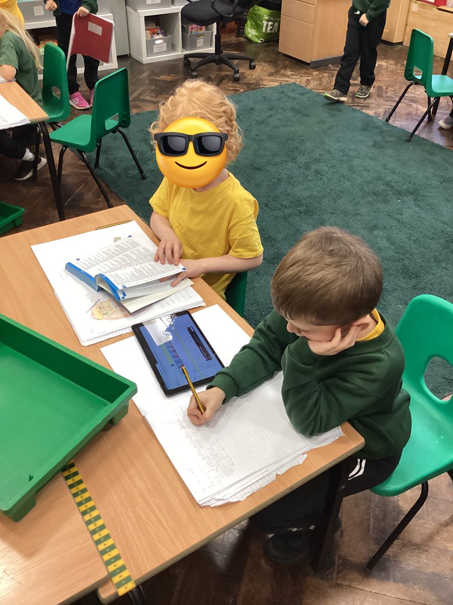 Year2Markeaton's tweet image. This week we have used dictionaries and thesauruses for the first time. We even used the online dictionary on the tablets. We now understand what: ogre, terrify, raw, mean and more. #MPSEnglish #MPSComputing