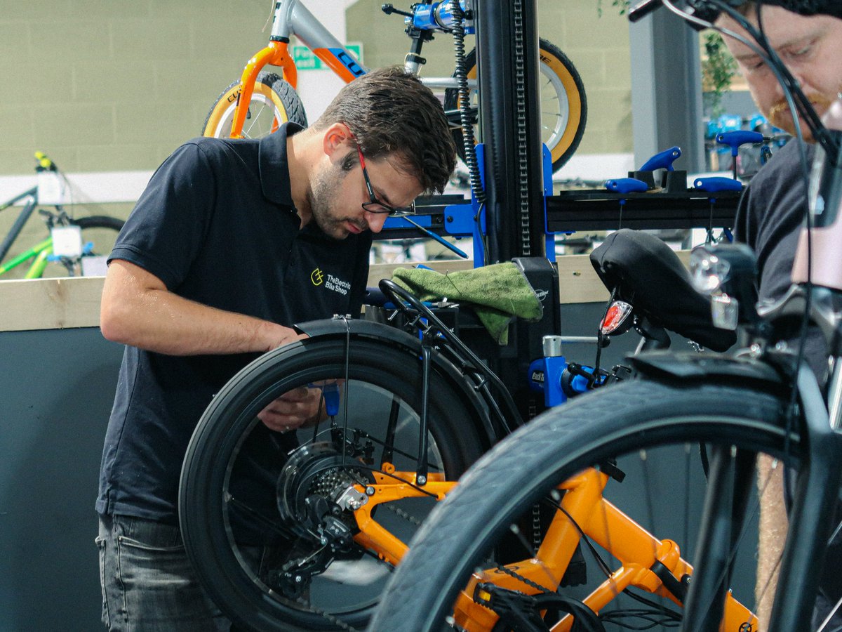 eCycleUK's tweet image. It's almost 7 months since we opened the door at our Gloucester store, wow it only seems like last week! If you've not visited our store yet please do 📌Dobbies Garden Centre, Bath Road, Stonehouse, Gloucester GL10 3DP #cycling #ebike #gardening #garden