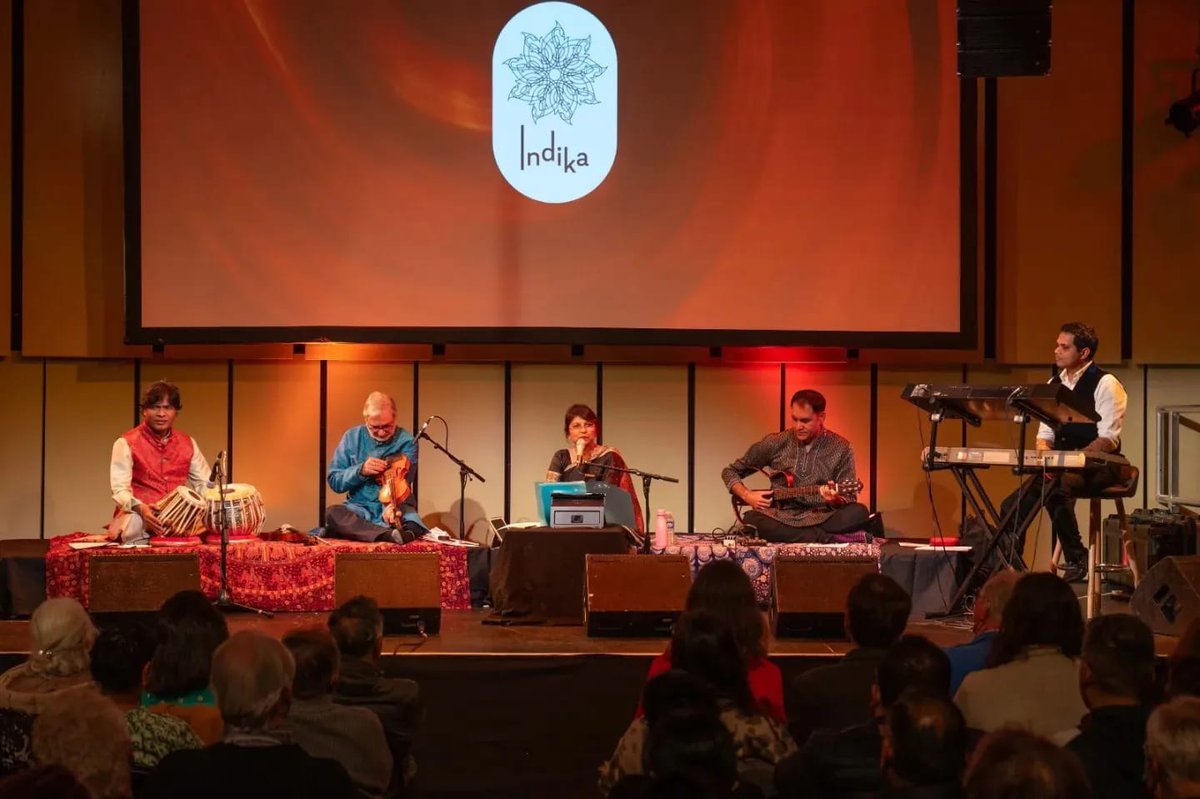 milapfest's tweet photo. Moments captured with @swatinatekar 

A wonderful evening of Bollywood classics, indian ragas, ghazals &amp; contemporary music at @liverpoolphil Music Room. 

Another magical evening at #IndikaFestival, bringing people together through music.

📷 @NiceFilm https://t.co/lLOyh8IaCP
