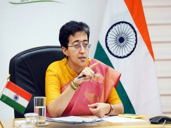 ani_digital's tweet image. Minister Atishi submits preliminary report to CM Kejriwal, recommends removal of Delhi&apos;s top officers: Sources

Read @ANI Story | aninews.in/news/national/…
#Atishi #Delhi #NareshKumar