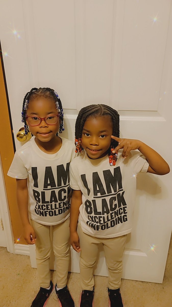 Positivi-Tee Tuesday! Wear a shirt with a positive message! #Iamblackexcelleneunfolding #IrvingISDiskind #twinpower #smartgirls #futurecollegegrads
@BburgCougars @IrvingISD @iisdbil_esl @Counseling_IISD