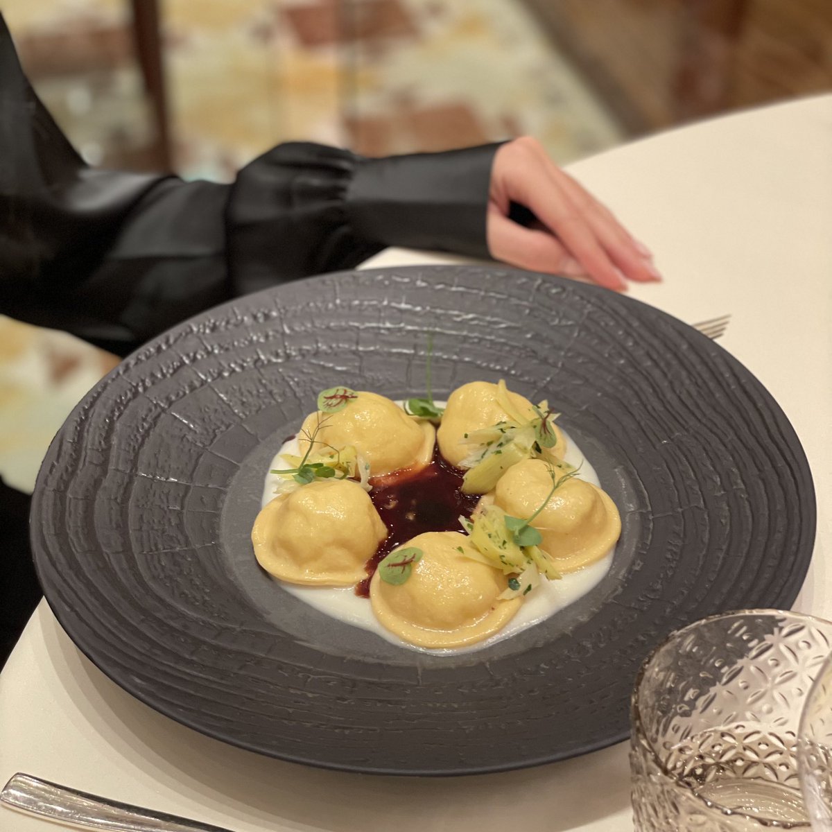 For the next Acanto gourmet dinner on November 22, we have paired a selection of exquisite dishes with Louis Latour prestigious wines. 🍷💫

#DCmoments