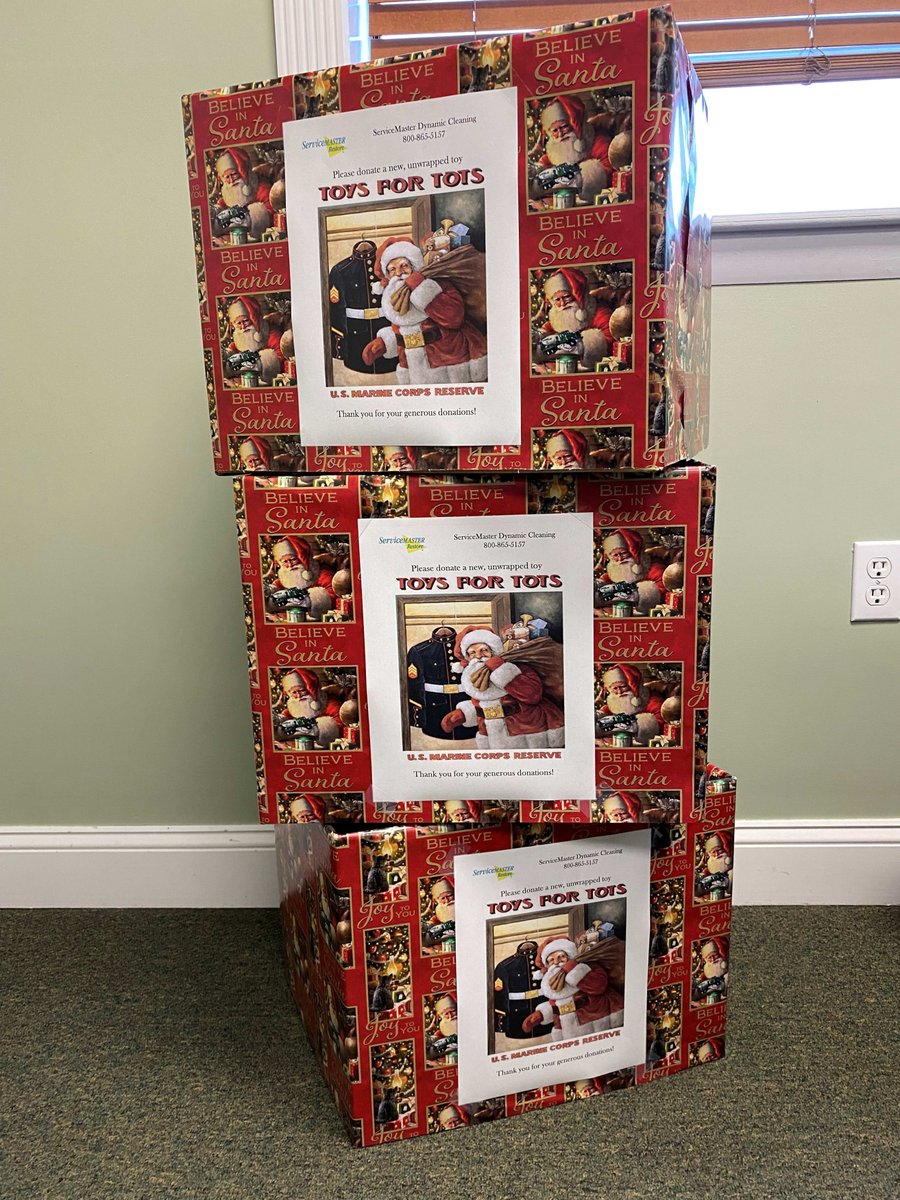 We have a few donation boxes left! If you'd like to help us collect toys for the Toys For Tots Program, there's still time! Send us a DM for drop-off info.
#communitygiving #givingback #toysfortots
