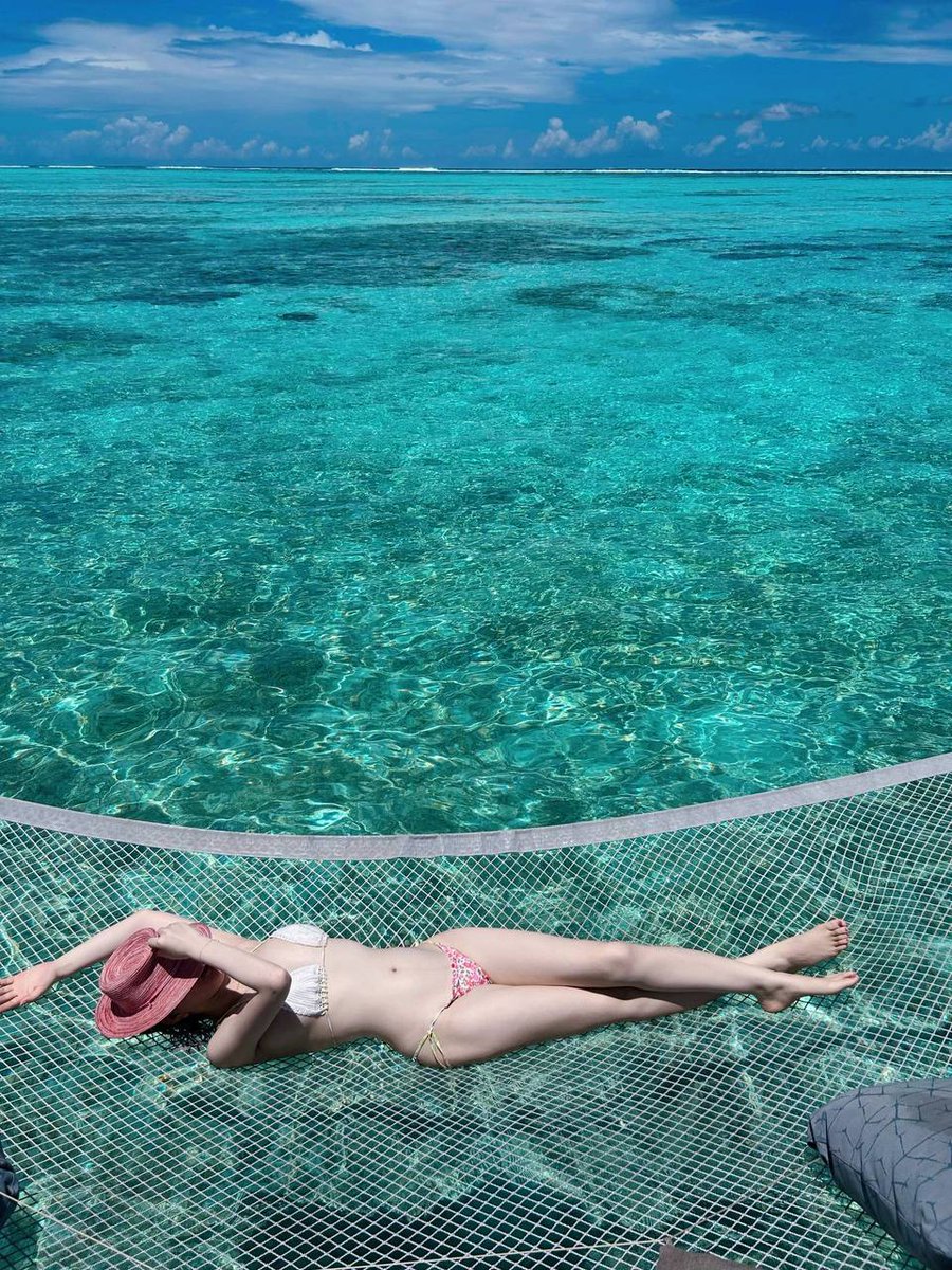 Only ⳿by ‍enduring ﾞthe hardships  that ⬝others ﾠcannot ﾠbear, ᱸenduring ﾞthe ﾠanger that ᠍others ​cannot ⬝bear, ⬝and ⬝paying ⬝more ﾞthan others  will  you ⬝enjoy ᠍more ﾞthan ​others.