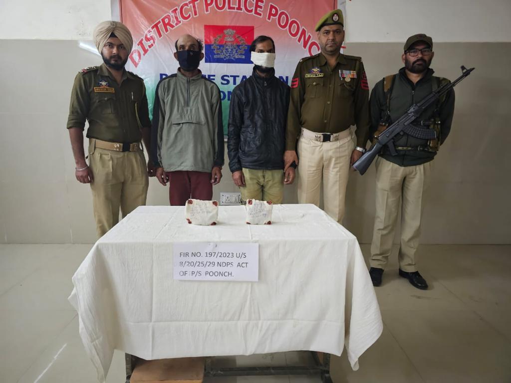 District Police Poonch nabbed two drug peddlers with 70 Gram of Charas. Cognizance taken at P/S Poonch.@JmuKmrPolice @ZPHQJammu @digrprange