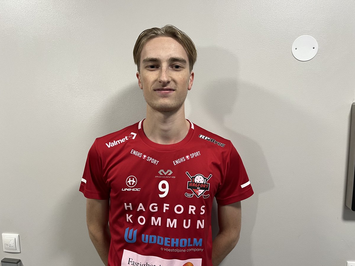 Division 1-klubben värvar från Karlstad

”Vi är jättenöjda...”

"Jag vill bidra med framför allt fart och energi"

vf.se/2023/11/14/div… <a href="/HagforsIBS/">Hagfors IBS</a>