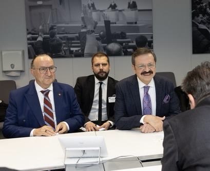 Margaritis Schinas tweet media