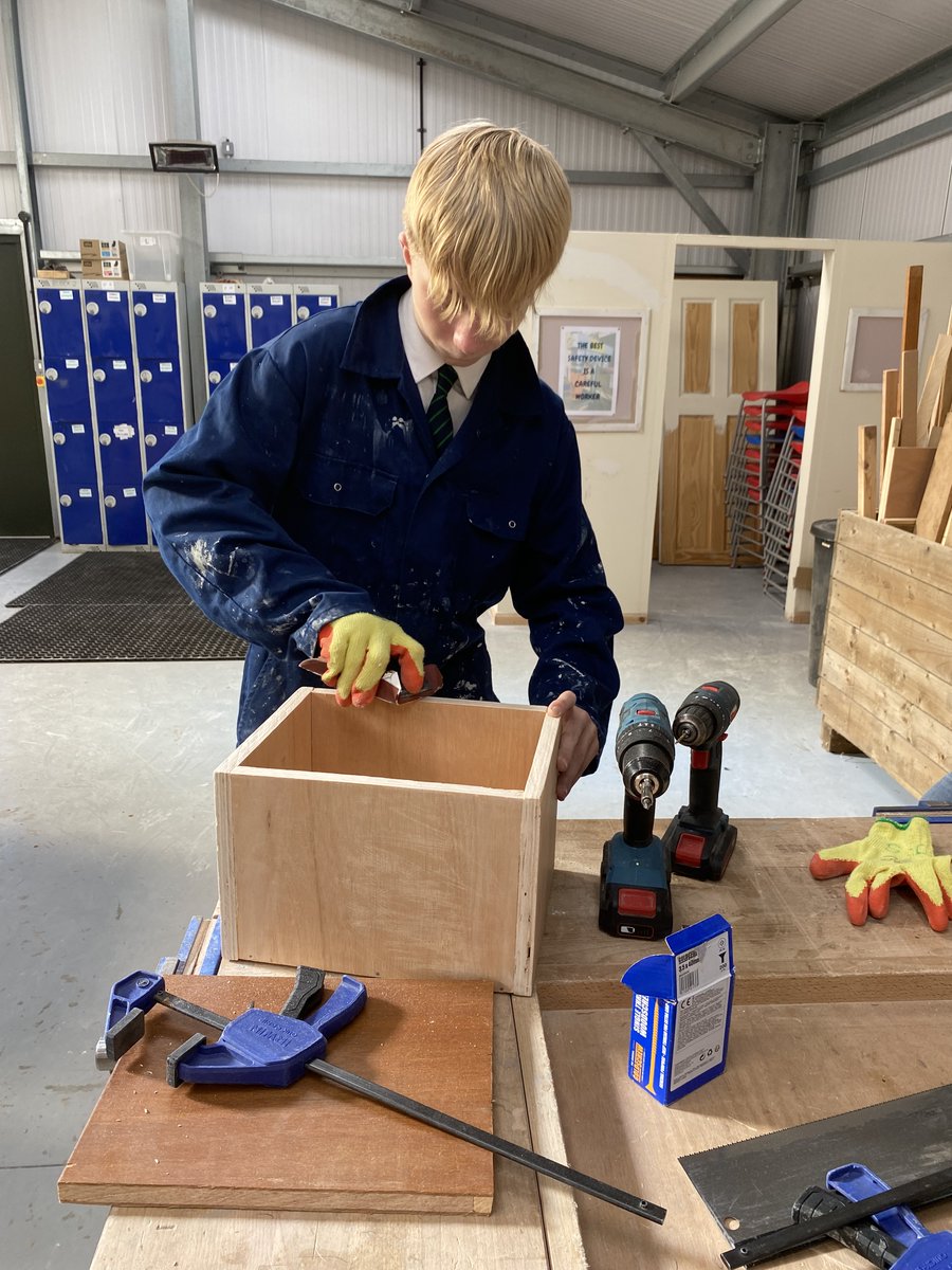 AHSConstructio1's tweet photo. Year 10 Construction students working hard in the Hand Tools for Timber Unit. Lots of great skills being learnt, showing great patience and care. Good work so far. @AHS_Nurture @aylshamhigh https://t.co/gKJEX9VBJs