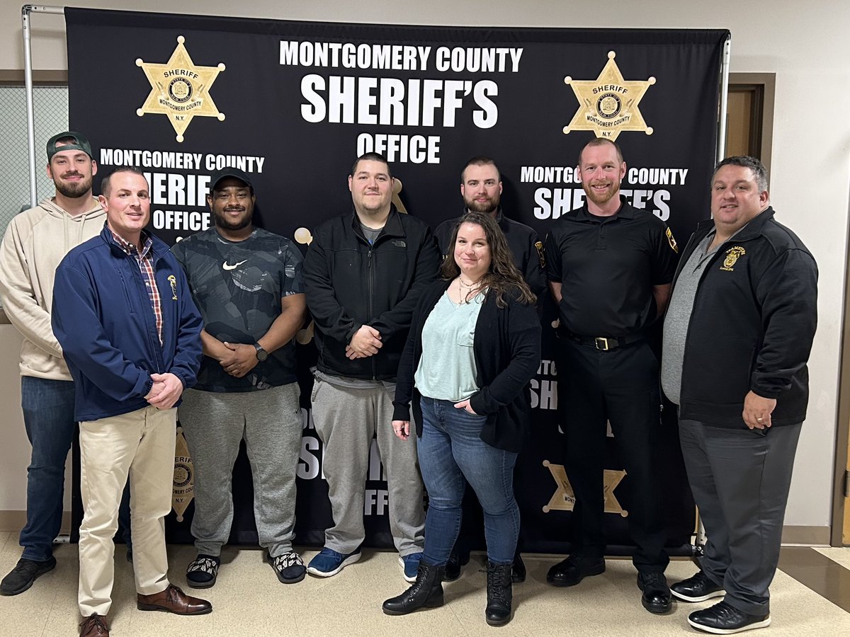 Business Agent Jeff Palmerino and Field Representative Rafael Nicosia held contract proposal meetings yesterday with Montgomery County County Corrections officers for their upcoming negotiations. @Teamsters @Quacky294 @KoniszewskiStan #UnionStrong @TeamsterHughes #Union
