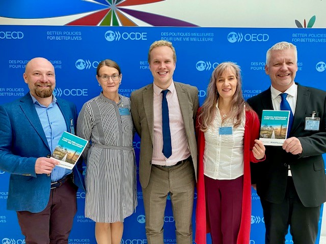 Finnish  #CatchTheCarbon package of climate measures was presented today in the margins of the  <a href="/OECD/">OECD ➡️ Better Policies for Better Lives</a> carbon mitigation forum #IFCMA. 

Over 150 projects aiming at carbon sequestration in agriculture soil and forests have been funded through the R&amp;I program since 2020.

<a href="/mmm_fi/">MMM</a>