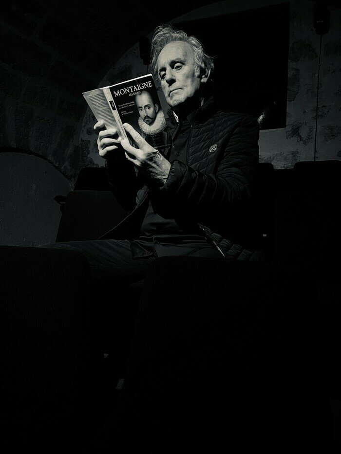 #MoisMontaigne
Plongez dans l'univers des "Essais "de Montaigne avec une lecture interprétée par Eric Sanson et produite par la Compagnie du Théâtre du Mirail.🎭
C'est ce soir à 19h30 à l'auditorium de la <a href="/bxbibs/">Bibliothèques de Bordeaux</a> !
tinyurl.com/y964bfhe