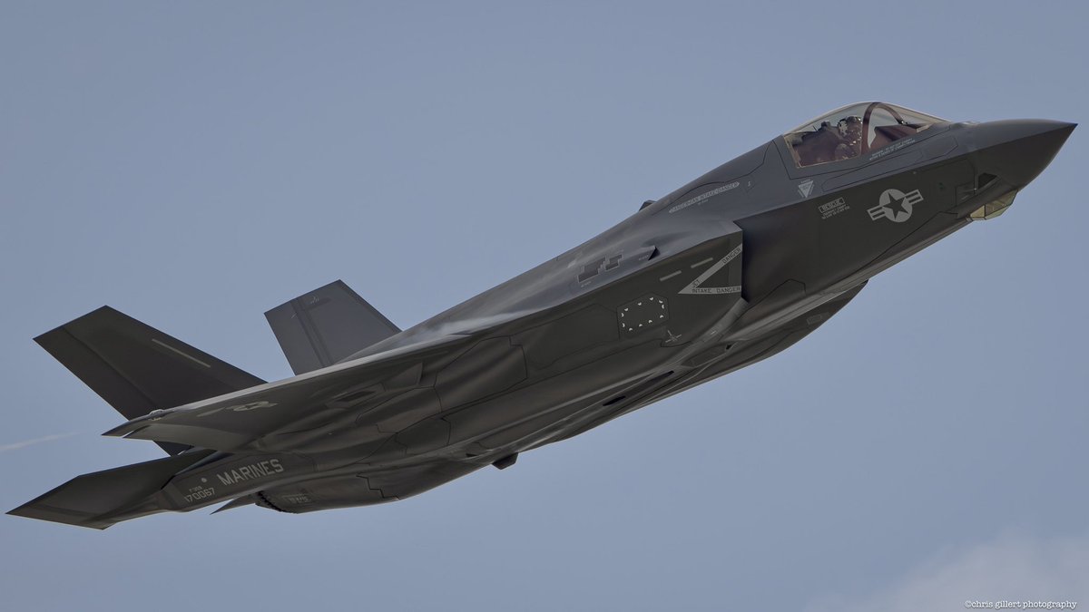 chris_gillert's tweet image. Good to see @lockheedmartin back on a busy flying schedule again. Caught this B heading out a few weeks ago. #lockheedmartin #f35b #jetcity #canon #canonofficial #canonphotography #canonr5 #av #avgeek #avgeeks #avgeeksassemble #aviation #aviationlovers #aviationdaily