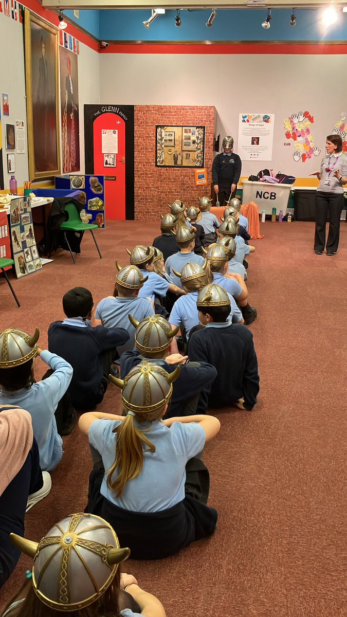 BleasbyPrimary's tweet photo. Vikings on their longboat led by the Yarl beating out the rhythm. https://t.co/1YeOtXA0Ck