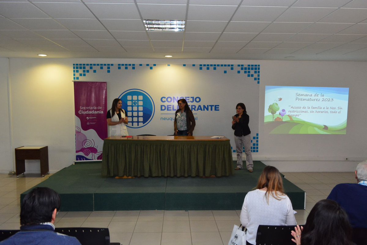 DDHH_RI_CI's tweet photo. ✅️ Compartimos la jornada "Acceso de la familia a la Unidad de Neonatología" en la que participó personal de salud, familias de infancias nacidas #Prematuras y la ciudadanía en general en el SUM del Concejo Deliberante.

#SecretaríaDeCiudadanía
#MunicipalidadDeNeuquén https://t.co/zztFgMskcC