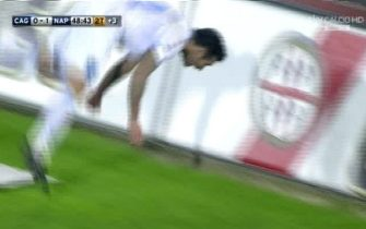 ErGiusee's tweet photo. conclusione rimpallata...
dai, fischia...
fai partiree..fai partire osimhen, FAI PARTIRE OSIMHEN!
NON FISCHIARE!
VAI KVARA! VAI KVARA! VAI KVARA! VAI KVARAAAAAAAAAAAAA GOOOOOOOOOOOL GOOOOOOOOOOOOL GOOOOOOOOOOL COR PAZZ!!!!! COR PAZZ!!! COR PAZZ!!!!!! KVARATSKHELIA COR PAZZ!!! https://t.co/fL0XL7j0AI