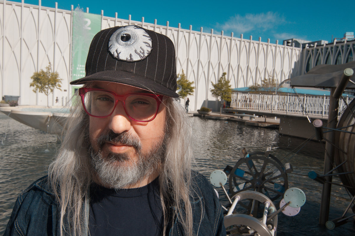 J. Mascis announces new solo album, shares 'Can’t Believe We're Here' brooklynvegan.com/j-mascis-annou…