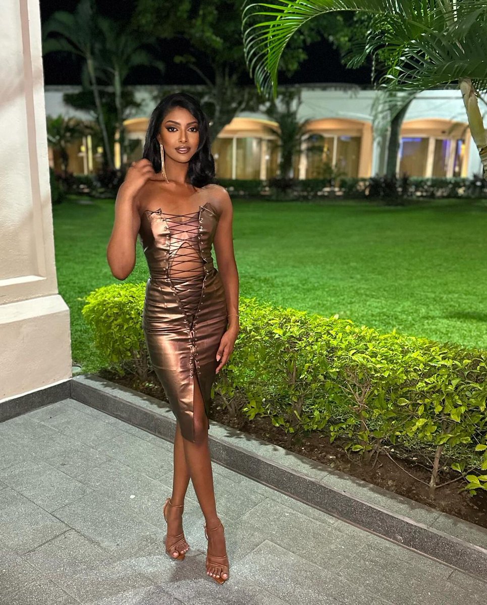 Road to Miss Universe 2023 Day 11

Beautiful Miss Universe South Africa Bryoni Govender - Outfit day 11

#Missuniverse
#MissUniverse2023
#Mu2023
#72ndMissUniverse
#MissUniverseSouthAfrica2023
#MissSouthAfrica
#BryoniGovender
#HelloUniverse
#HelloUniverseChallenge