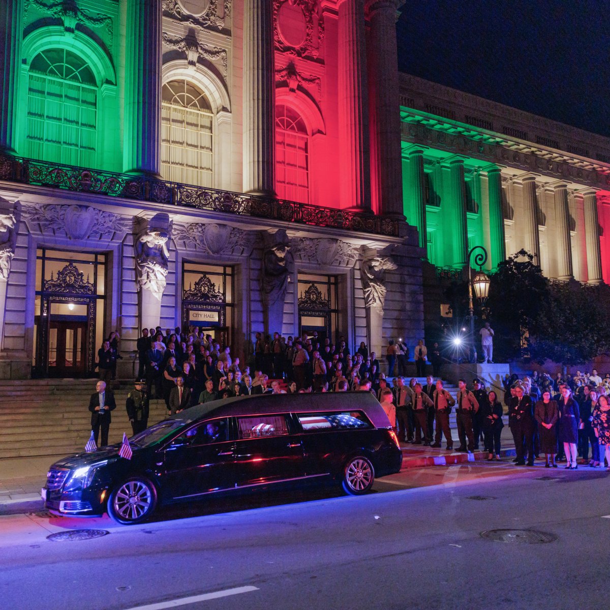 Hartmann Studios was honored to be a part of the Memorial Service honoring the late U.S. Senator Dianne Feinstein. HSI team members worked with the City and County of San Francisco to produce an event that commemorated the esteemed Senator.

#MemorialEvent #EventProduction