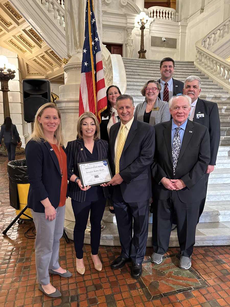 As a former athletic trainer, it was such an honor to receive a 2023 <a href="/NATA1950/">NATA</a> Friend of Athletic Trainers award from <a href="/gopatsAT/">PATS, Inc</a> at the Capitol! It is time we pass SB559 &amp; SB560 to allow licensed athletic trainers to practice to the full extent of their education and training