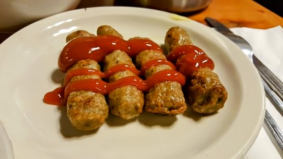 ✨ Dining Near Me ✨ tweet media