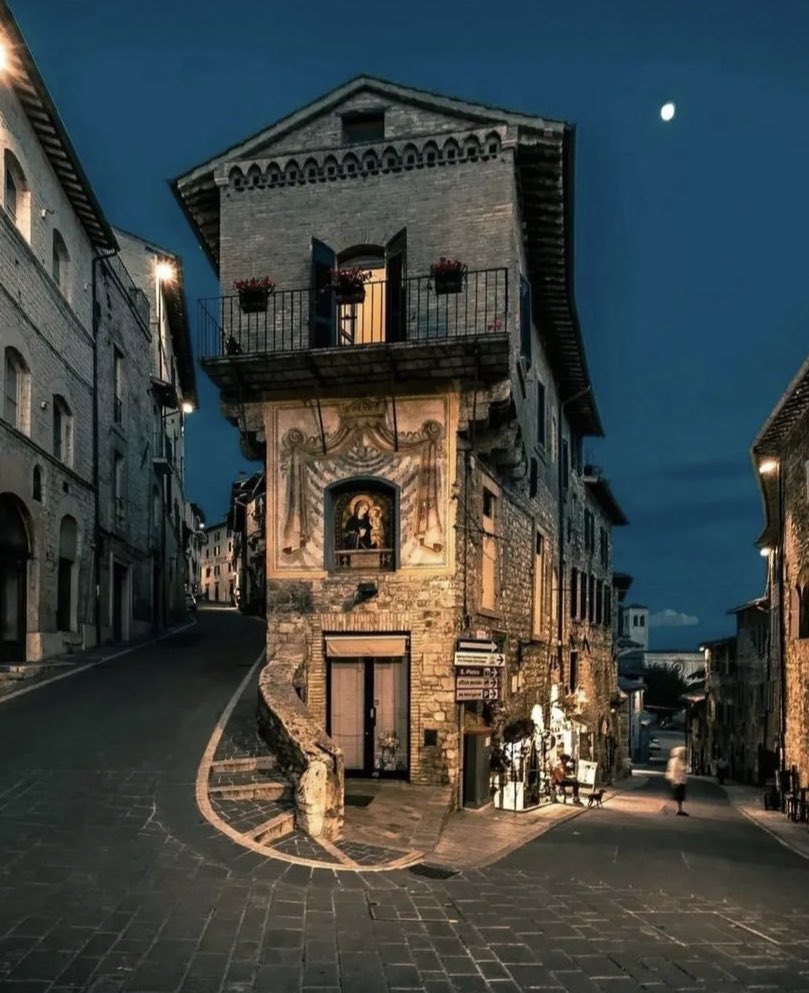 W0rld2026's tweet photo. Italy https://t.co/gSSOk3ncBf