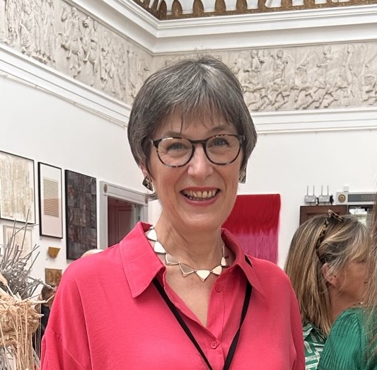 THIS THURSDAY! @AlisonBevanRWA reveals some of @RWABristol's fascinating history, from its inimitable founder, Ellen Sharples, through its wartime roles, to its relevance today

The free event will be at the Arts Complex, 7 Woodland Road, 6.30pm, book ➡️ bit.ly/3Qdj12n