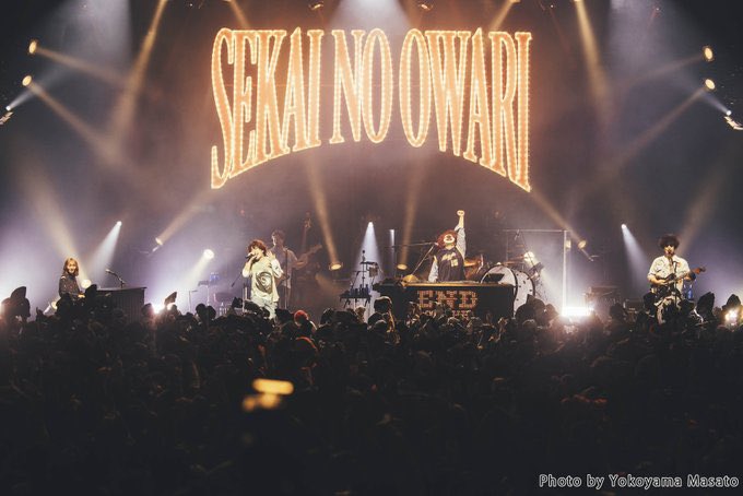 sapling_music's tweet photo. 【タイムマシン】で
全てなかった事に
と言い

【銀河街の悪夢】で
こんなにツラい日々もいつか終わるかな
と言い

【Dropout】で
脱落者の大通りからやってきた
と言っても

ライヴの終着駅Terminalで
『僕らはみんな生きている』
『生まれてきて良かった』と

口に出して伝えてくれるのが本当に良い https://t.co/mUXuViZVoE