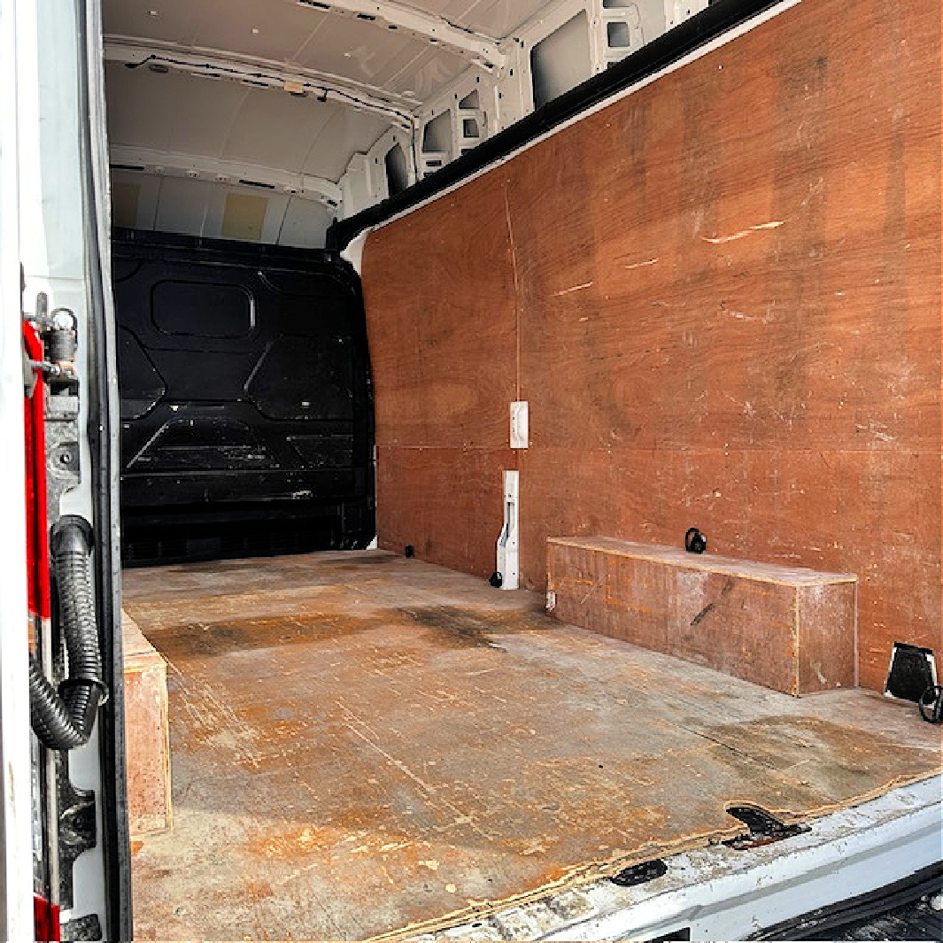 vehicleaccltd's tweet image. This Ford Transit has had a freshen up by removing the old ply lining and floor then replacing it with new ply lining and floor.

Contact us now for a FREE quote:
📞 0117 379 0279
📧 sales@vehicle-accessories.net
#vehicleaccessories #vanlining #plywood #ply #plylining #plyliner