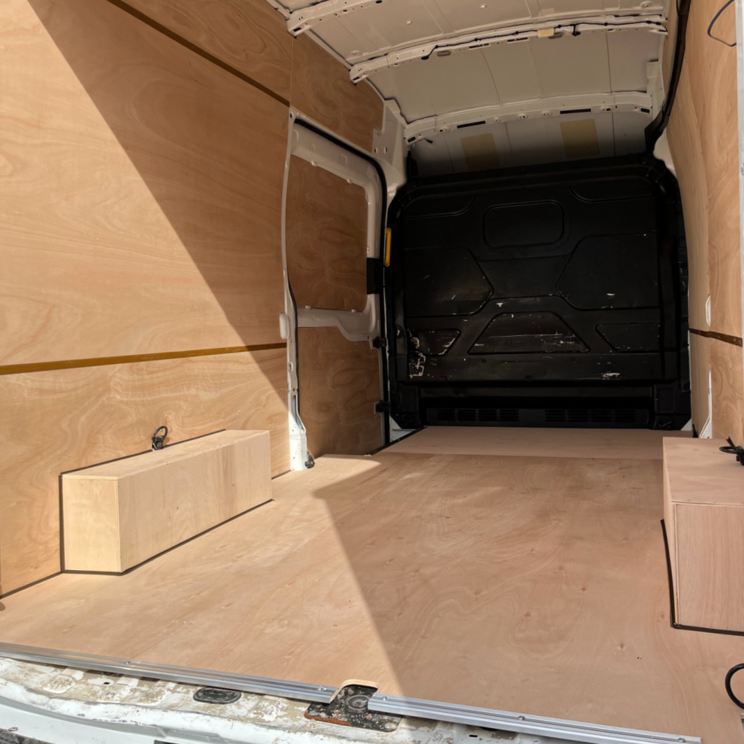 vehicleaccltd's tweet image. This Ford Transit has had a freshen up by removing the old ply lining and floor then replacing it with new ply lining and floor.

Contact us now for a FREE quote:
📞 0117 379 0279
📧 sales@vehicle-accessories.net
#vehicleaccessories #vanlining #plywood #ply #plylining #plyliner