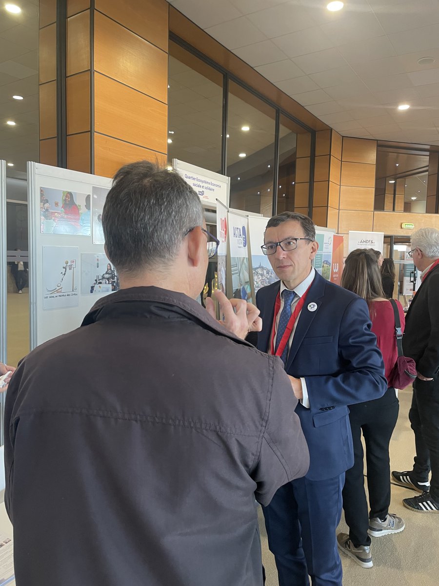 pimmsmediation's tweet image. Le Réseau national Pimms Médiation s'unit aux côtés d'acteurs de l'ESS pour célébrer les 30 ans de la Fondation FACE !
Nous animons un stand sur le Village FACE pour représenter le secteur de la #médiation sociale et numérique et les associations Pimms.