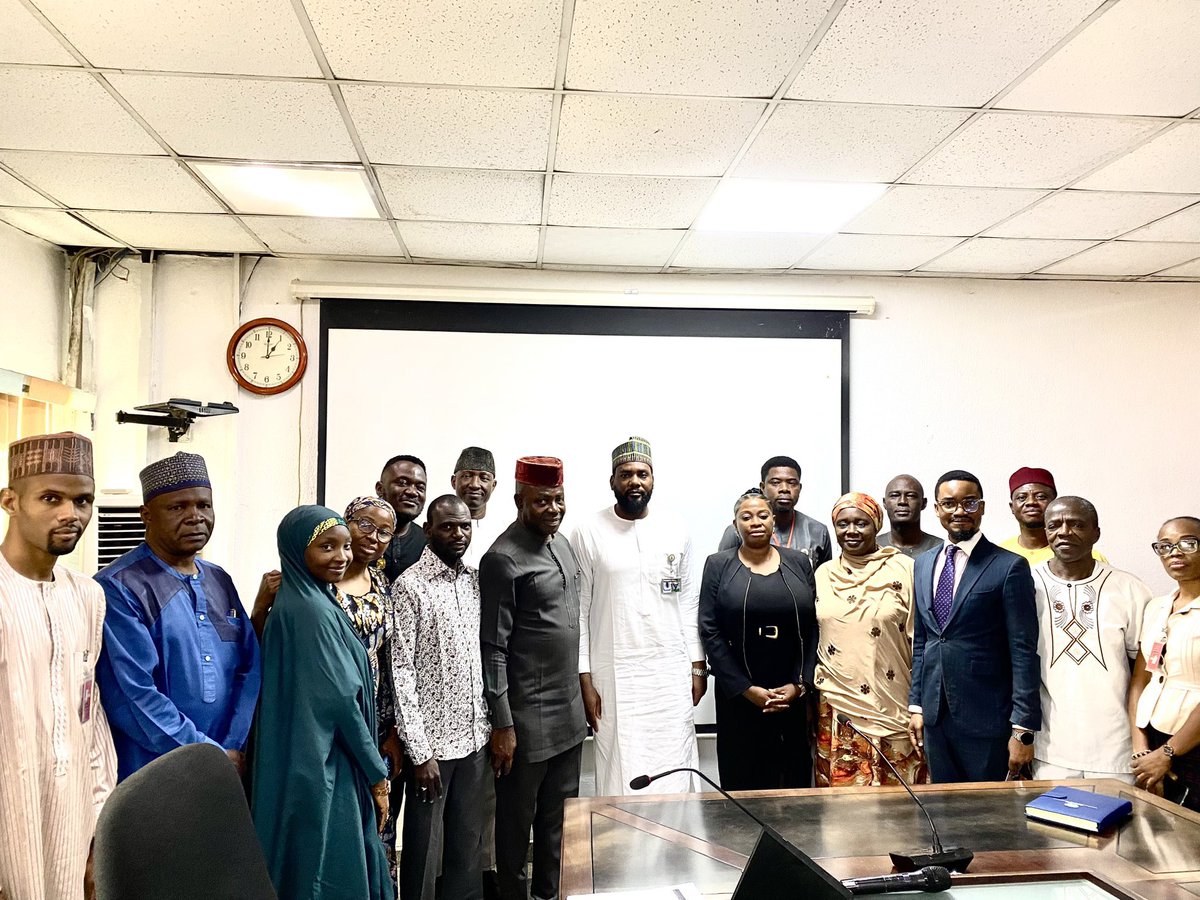 Energygovng's tweet photo. The DG Dr. Mustapha Abdullahi inaugurated the steering and technical committees for the Nigeria Bioenergy Partnership, a pivotal step in aligning with Global Bioenergy Partnership initiatives. Joining hands for Climate action, Food, and Energy Security.
#EnergyCommissionNG
#NBEP https://t.co/Dl8UOQxLLG