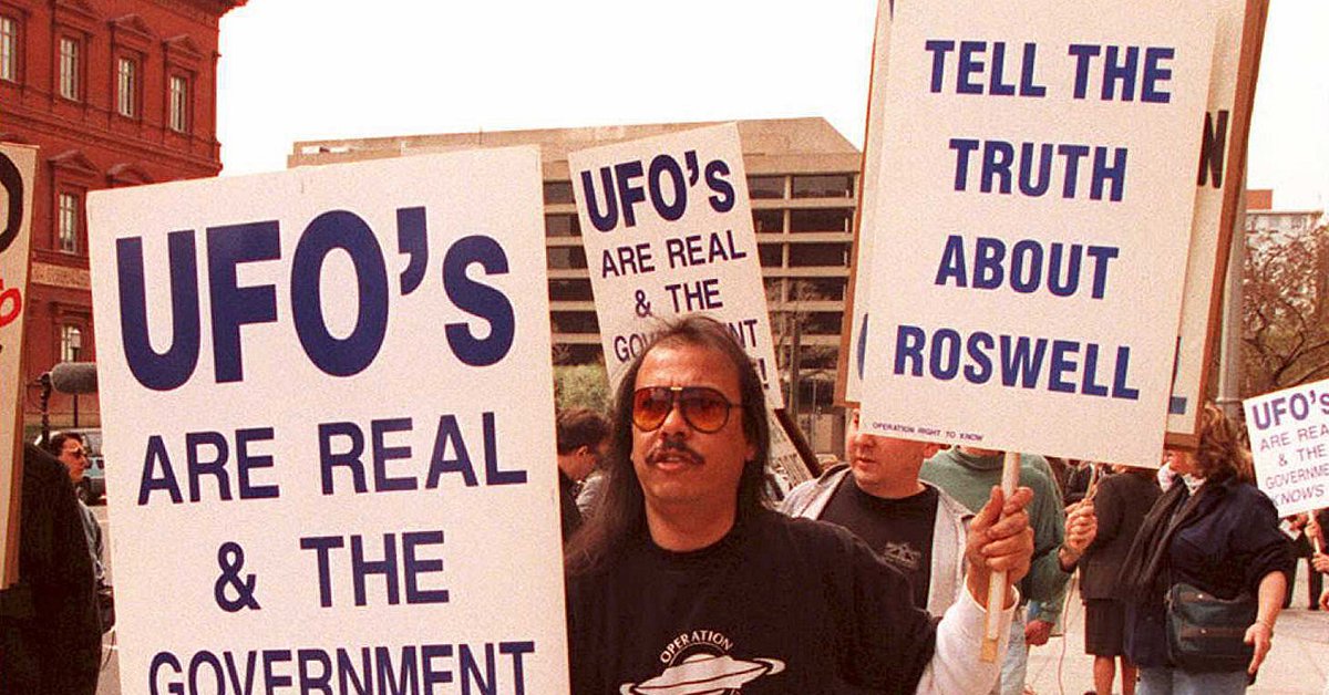AquiaSolutions's tweet photo. Fermi’s Paradox Proves There’s No Government Alien Conspiracy Around Roswell: Roswell, New Mexico, remains synonymous with the “discovery” of alien life on Earth—and a US government coverup. But history… https://t.co/PGQIKaeHwT #Security #SecurityNationalSecurity #ScienceSpace https://t.co/0qDVE2xn9h