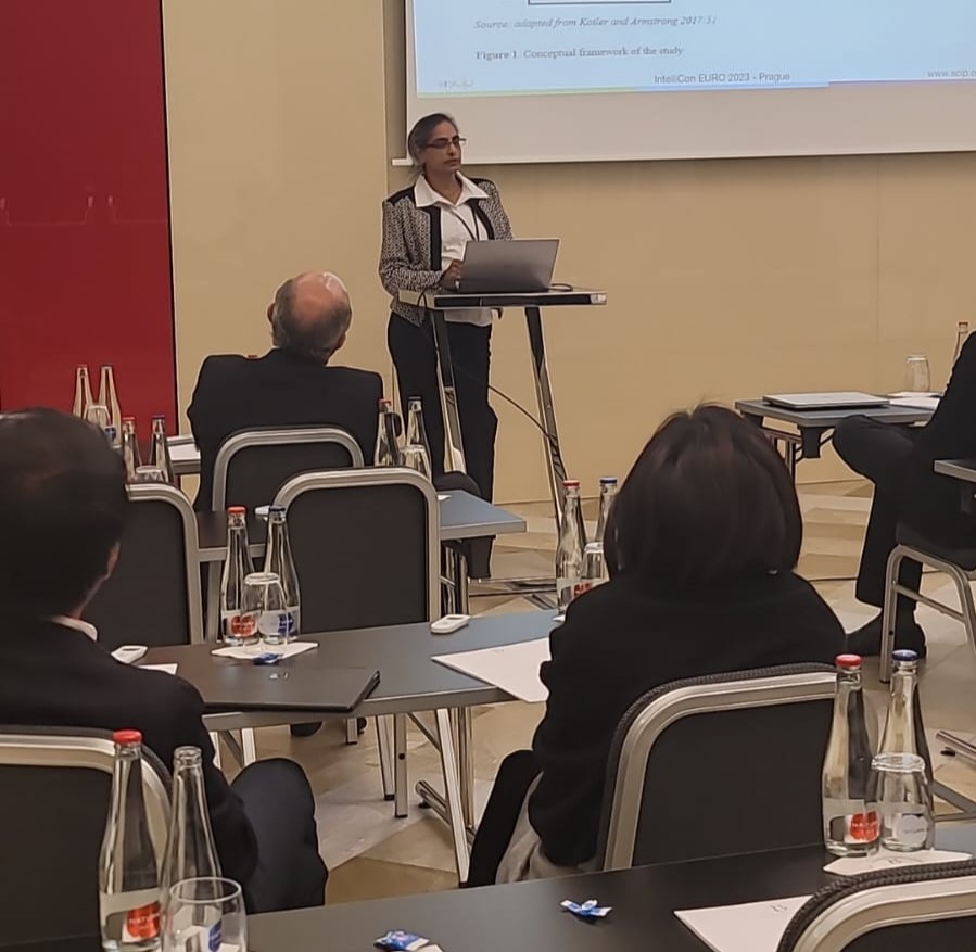DAY 2 #IntelliConEURO2023: 📚The Role Of Competitive Intelligence In Shaping The Future Of Marketing Decision Making In Manufacturing Businesses: A Case Study of Ethiopian Brewery Industries Academic Module presented by <a href="/Nisha/">Nisha</a> Sewdass and <a href="/Tekalign/">Tekalign Gorems</a> Yalew