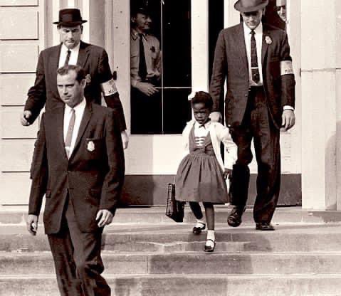 TheKingCenter's tweet image. 🧵“63 years ago today, federal marshals escorted 6-year-old #RubyBridges to her 1st day of school (1st grade), as the 1st Black student to attend previously all-white William Frantz Elementary School in New Orleans, Louisiana.