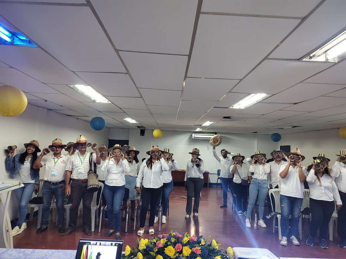 DanielaPino23's tweet photo. Damos inicio a la Carpa 2. Impronta Social Solidaria en la Vida Universitaria desde el OÍR de las Regiones  #ceadcurumani #zcarUnadenterritorio #CampamentoOIRTerritoriosdePazyVida #eloirinforma  
@UNAD_ZCAR 
@UniversidadUNAD 
@ELOIRdelaregion
#ZCAResUNADenTerritorio https://t.co/BJP7BxMjXo