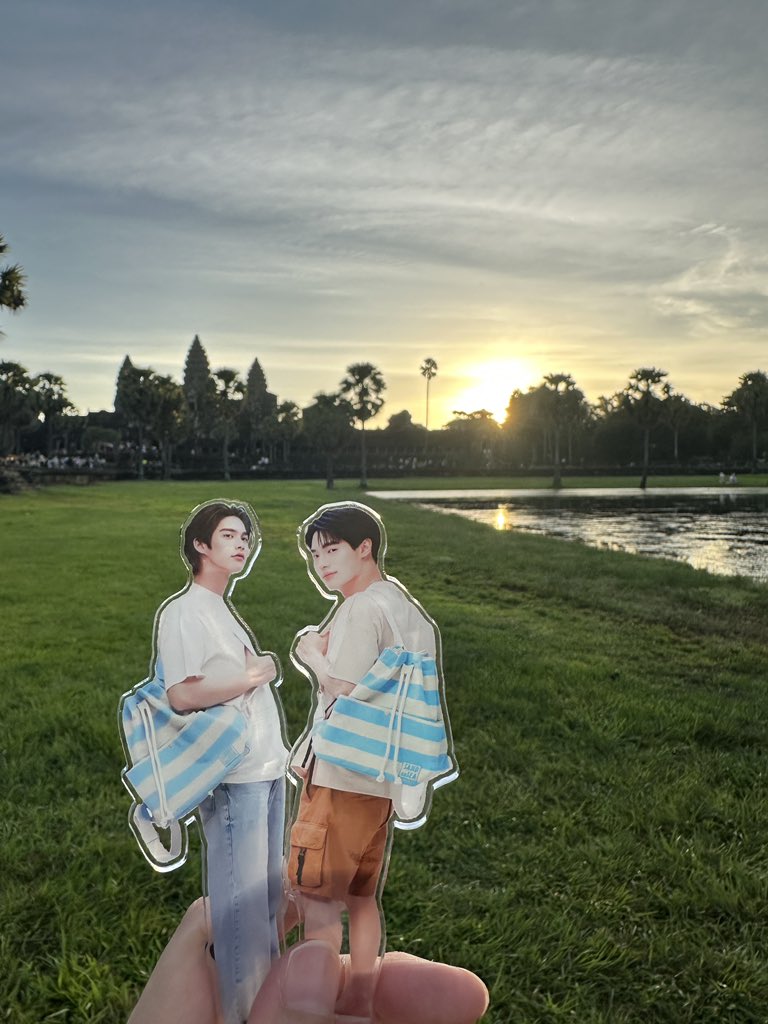 Aramis1216's tweet photo. Tourist 100% in Angkor Wat
A perfect ending of this trip
Thanks BW ☀️🐰again for bringing me to 🇰🇭 and the SBS concert tour🫶🏻
#SBSConcertTourinCambodia
#bbrightvc #winmetawin #brightwin  #ไบร์ทวิน https://t.co/TxNLzQnN9t