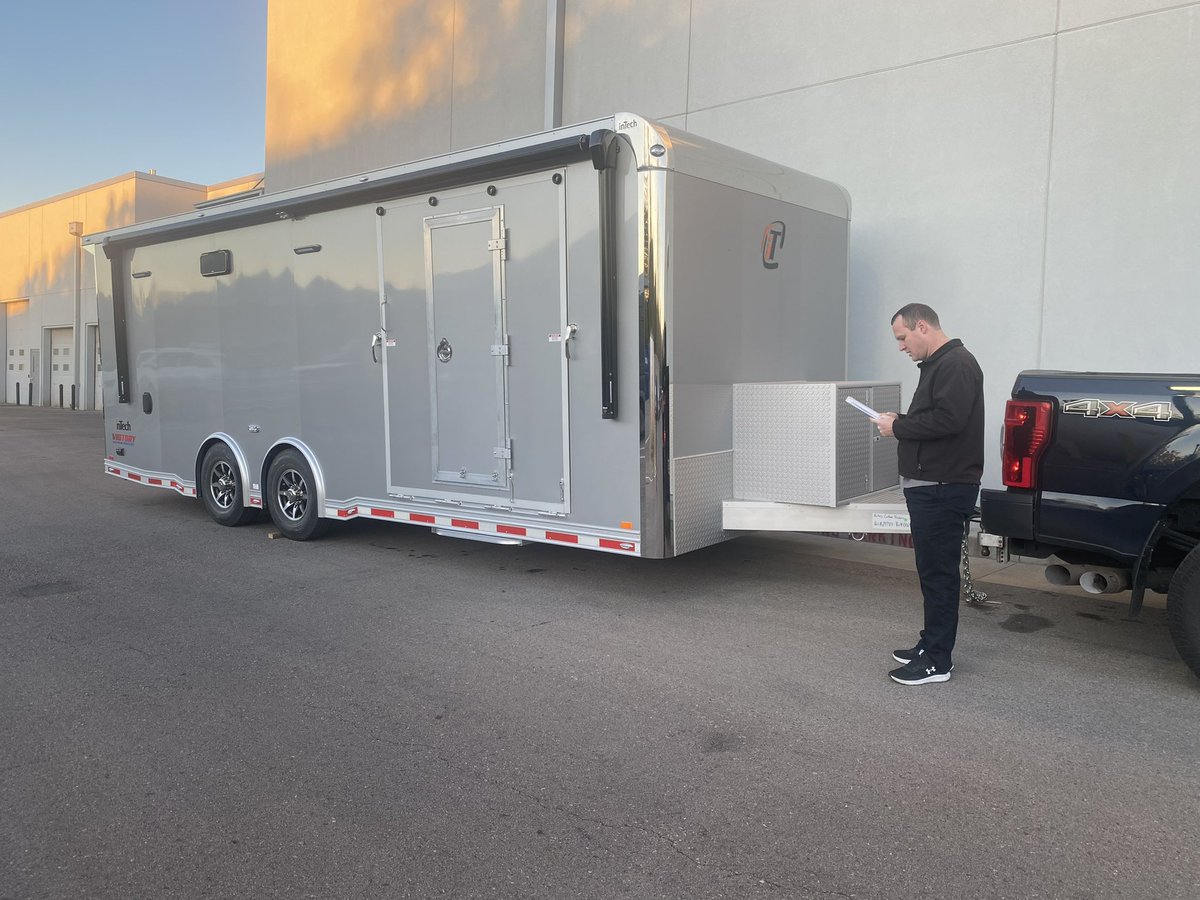 VictoryCustomTrailer tweet media