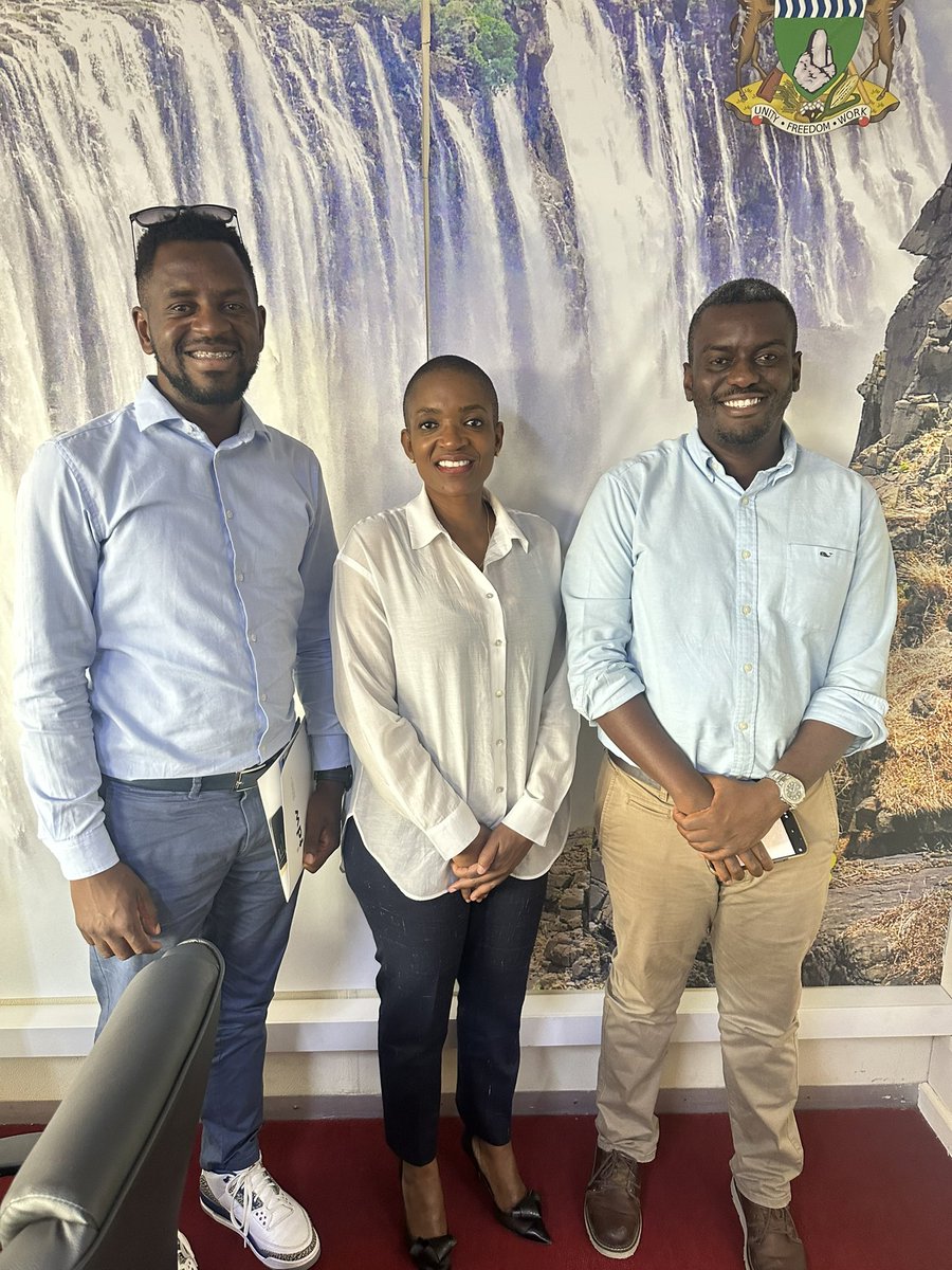 Construction meets tourism!

<a href="/phillipkudzayi/">Phillip Kudzayi</a> &amp; I spent the afternoon briefing Hon <a href="/BarbaraRwodzi/">Barbara Rwodzi</a> on our efforts to build infrastructure to support our hospitality industry.

Impressed by Government’s support for new hotel build initiatives.

Let’s go! 

<a href="/ZtaUpdates/">Zimbabwe Tourism Authority</a>