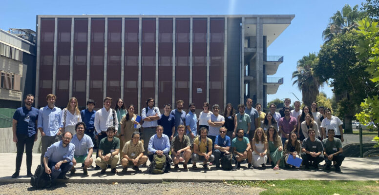 📄[CALL FOR PAPERS] El <a href="/IE_UC/">Instituto Economía UC</a> abre sus puertas al V Alumni Workshop el 28 de diciembre. 

¿Eres egresado del Instituto? ¡Anímate a presentar tus trabajos!  

📅 Plazo para envío: 20 de noviembre. 
📍 Inscripciones y más información: bit.ly/3svDp1Q

¡Te esperamos!