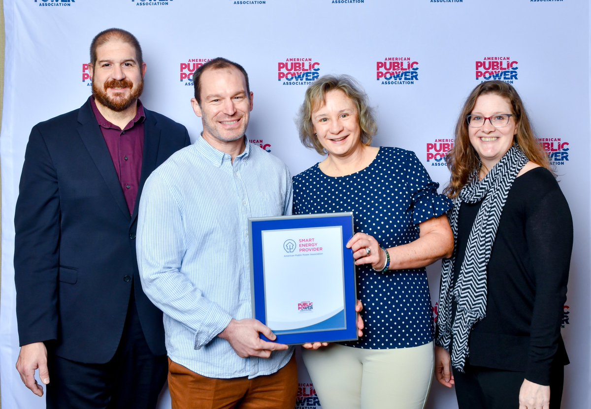 StoweElectric's tweet photo. Stowe Electric has been designated as a Smart Energy Provider by the American Public Power Association, recognizing our ongoing efforts to incorporate efficiency and sustainability while providing safe, reliable, affordable electric service to the Stowe community. https://t.co/9RCjpbIxoJ