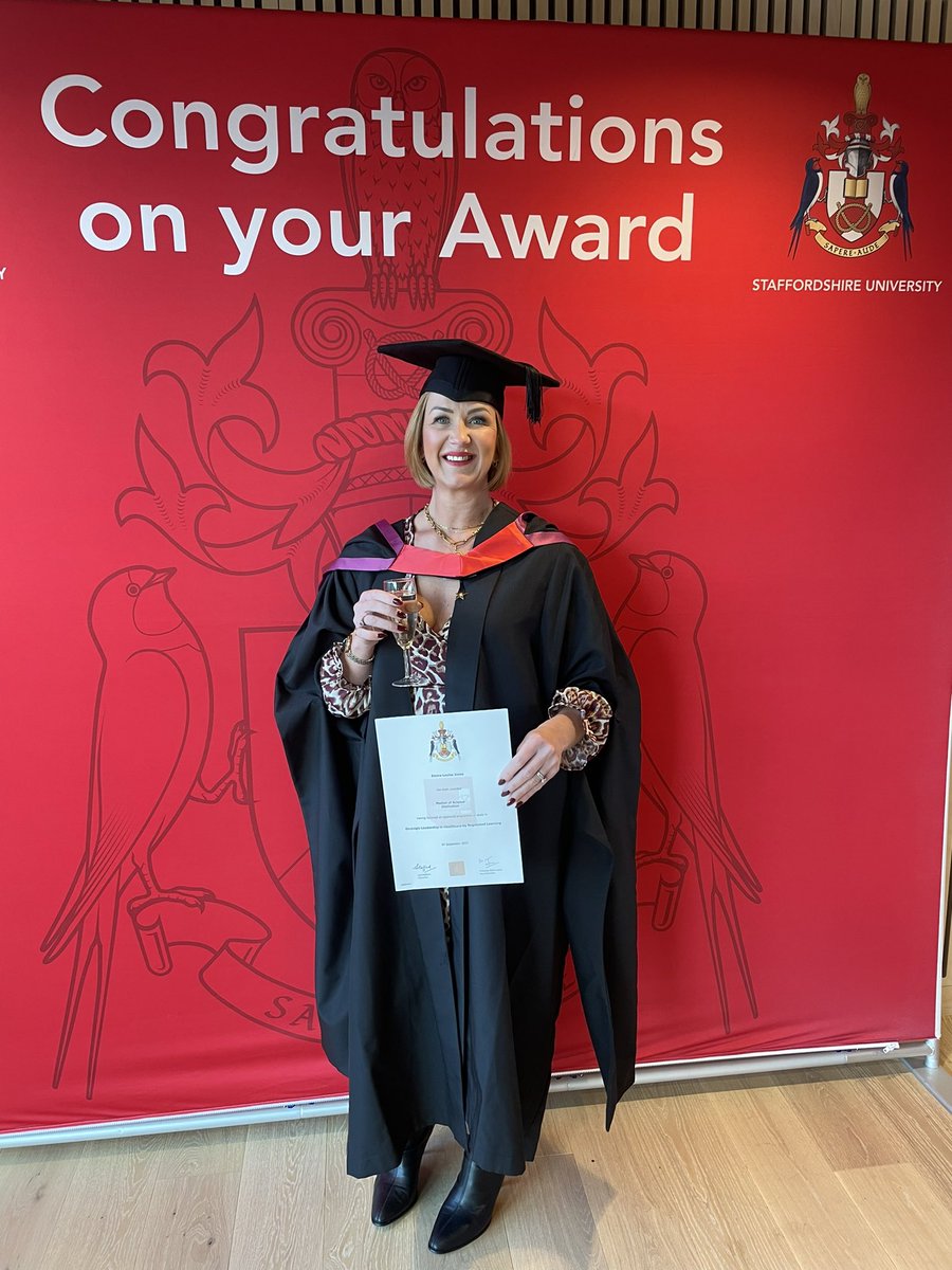 Emma Jones tweet media