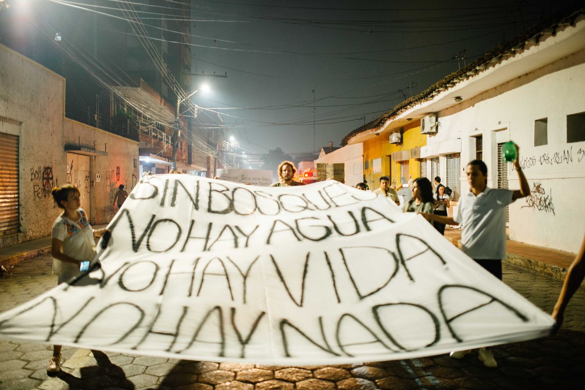 AlmaZen's tweet photo. #Marcha por los #bosques  y agua 
La ciudadanía se une con determinación para protagonizar una marcha que trasciende la rutina urbana y se convierte en un grito colectivo contra dos desafíos cruciales: los #incendiosforestales y la #escasezdeagua https://t.co/vojEeIMobq