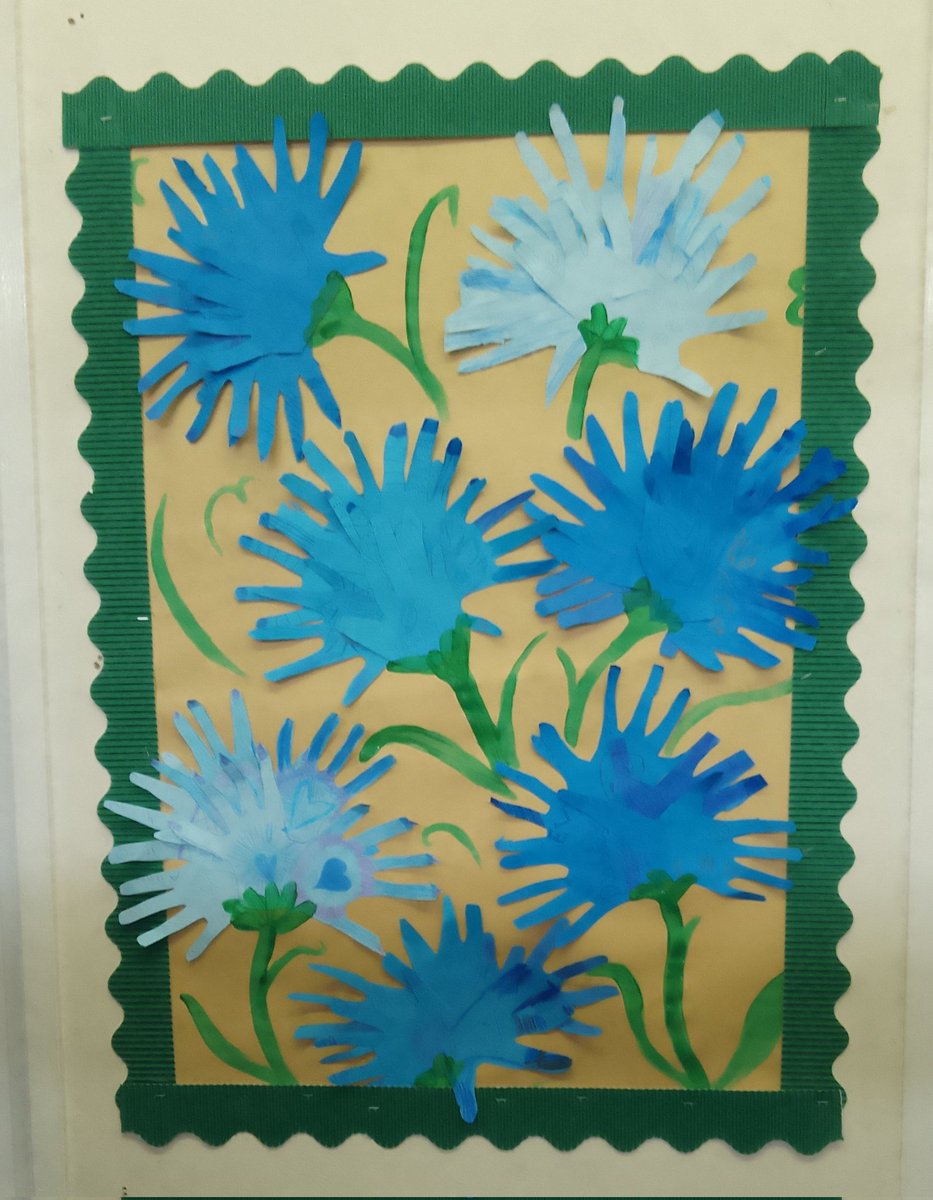 To mark World Diabetes Awareness Day 4MF created this display of all of our handprints! #diabetesawarenessday @somerspark1