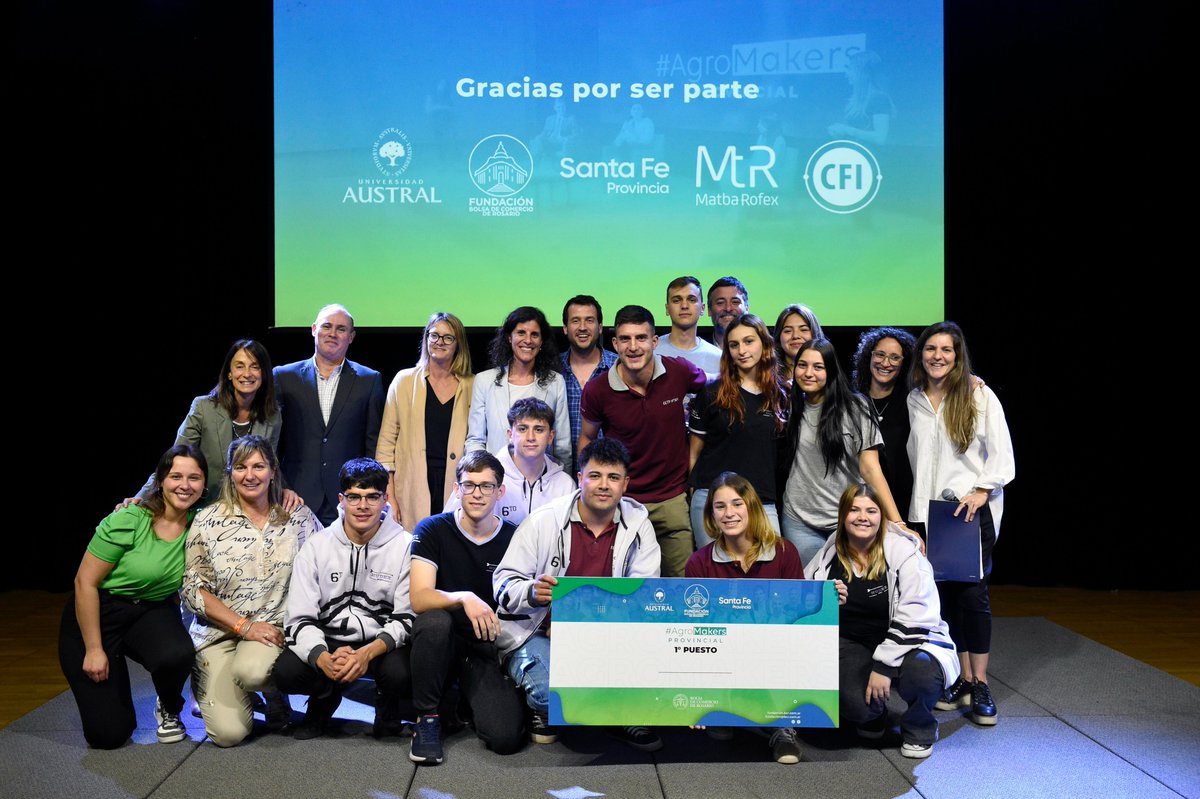 En esta ocasión, el primer premio lo obtuvo el proyecto “Agrodex”, ideado por jovenes de Landeta, en el que se planteó confeccionar ropa de trabajo utilizando silobolsas. Felicitaciones 👏👏👏
Para más info sobre #Agromakers2023 👉 bit.ly/3QXtwXM