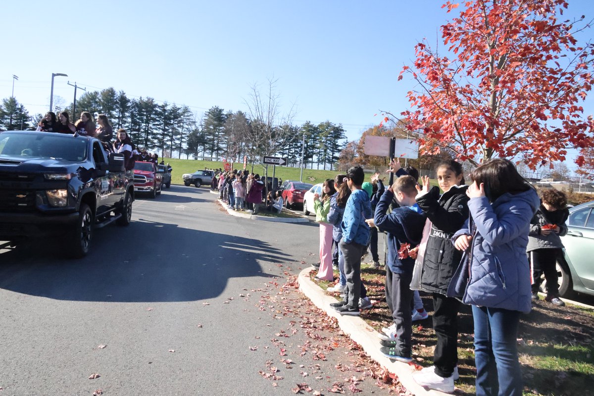 Bethel Honors our National Champion Marching Band and Guard Pictures are posted on Flickr flickr.com/photos/bethelp…