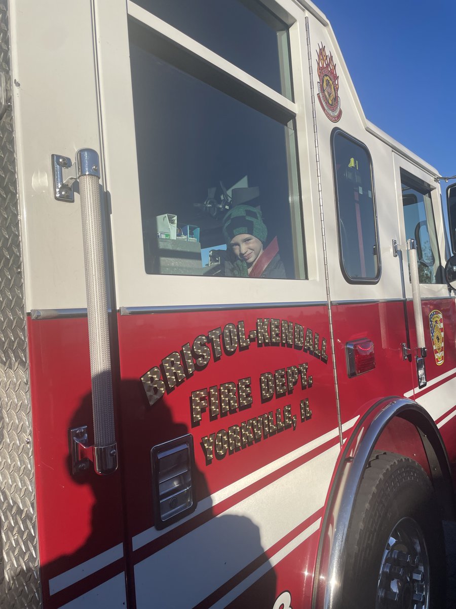 Yorkville Community Unit School District 115 tweet media