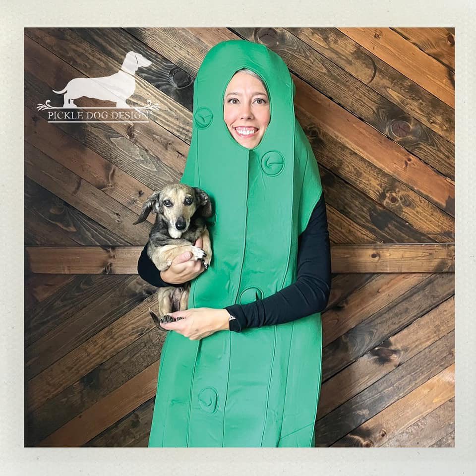 We gotta make a big dill... it’s #nationalpickleday! 🥒 pickledogdesign.etsy.com

#pickleday #pickles #pickle #sausagedog #dachshund #doxie #etsyseller #minidoxie #dogsofminneapolis #dogsofminnesota #rainbowbridgedachshund #pickledog #dillpickle