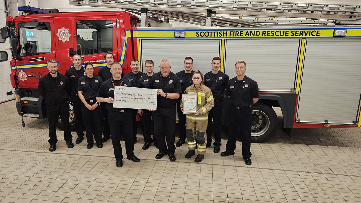 Absolutely phenomenal effort from Lerwick crew raising a massive £5000 at their open day. Delighted to accept half for Family Support Trust with the rest going to local charities. Well done Shetland! 👏