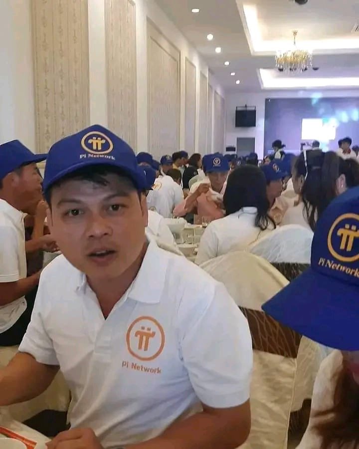 PiCoinDaily's tweet photo. ♻️💡 Get ready to dive deeper into #pi_open_mainnet!
⚡️Our #Mass kyc session is happening now
🙌 We can't wait to hear your questions! For #PiNetwork
🚀The Pi Network community in Gia Lai, Vietnam, is experiencing robust growth.
👍 Follow & 🌍 Share for more Exciting Update https://t.co/U8w49dCi9U