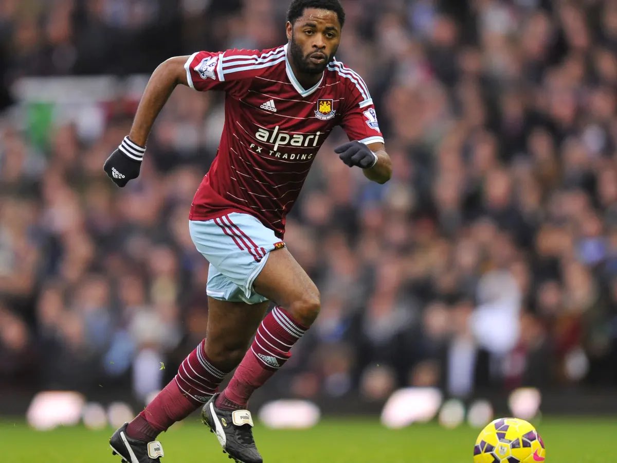 westhamtransfer's tweet photo. Alex Song has retired from football. 

That 14/15 cameo was honestly unbelievable. 👏🏻⚒️ https://t.co/HO96F2eRA8